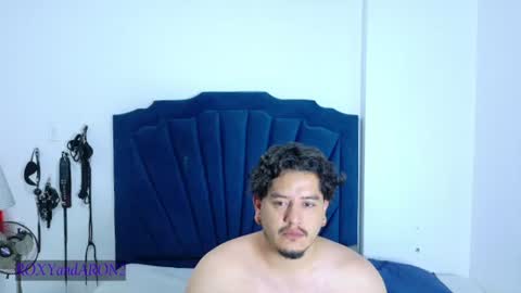 Snapshot of roxyandaron2 chatting on 31, 7, 2026 RoxyAron online show from 31, 7, 2026