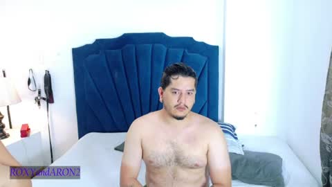 Snapshot of roxyandaron2 chatting on 1, 8, 2026 RoxyAron online show from 1, 8, 2026