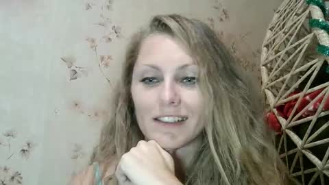 roxyfox18x01 online show from 3, 10, 2025