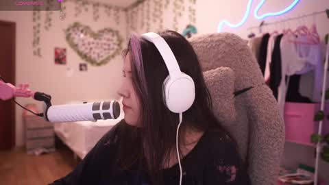 roxysuh online show from 25, 4, 2026