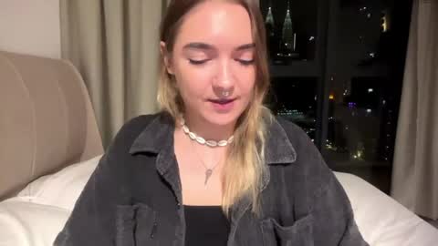 Roxy online show from 21, 5, 2026