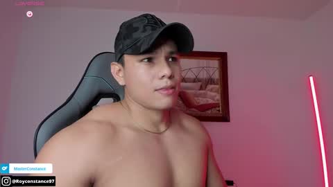 Snapshot of roy__constance chatting on 1, 10, 2025 Roy Constance online show from 1, 10, 2025