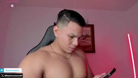 Snapshot of roy__constance chatting on 8, 10, 2025 Roy Constance online show from 8, 10, 2025