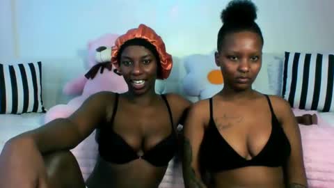Snapshot of royal_petite10 chatting on 26, 5, 2026 kate online show from 26, 5, 2026