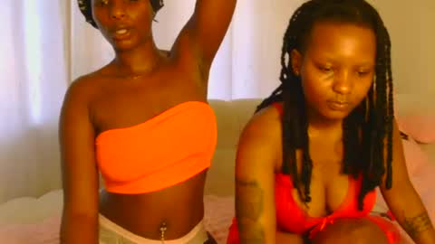 Snapshot of royal_petite10 chatting on 30, 6, 2026 kate online show from 30, 6, 2026