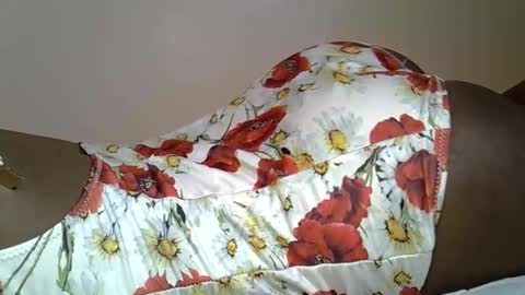 royalseductress online show from 11, 4, 2026