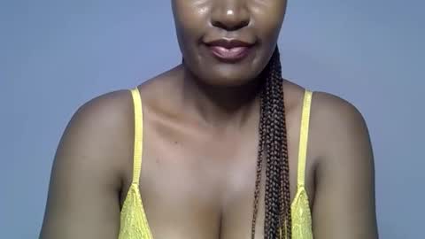 Snapshot of rozie34 chatting on 7, 5, 2026 rozie34 online show from 7, 5, 2026