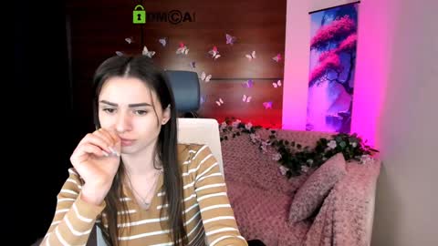 Snapshot of rozmary_ket chatting on 21, 1, 2025 Im Rozmary nice to meet you 3 online show from 21, 1, 2025
