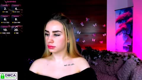 Snapshot of rozmary_ket chatting on 6, 2, 2025 Im Rozmary nice to meet you 3 online show from 6, 2, 2025