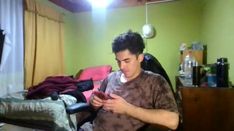 Snapshot of rpaulo25 chatting on 7, 6, 2026 rpaulo25 online show from 7, 6, 2026
