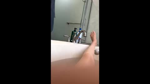 Snapshot of rsxxx130 chatting on 4, 3, 2025 ireneTxCD online show from 4, 3, 2025