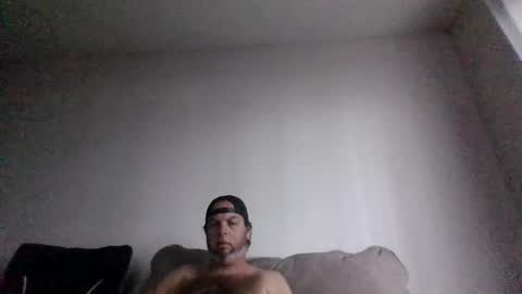 rubbingoneout714 online show from 7, 1, 2026