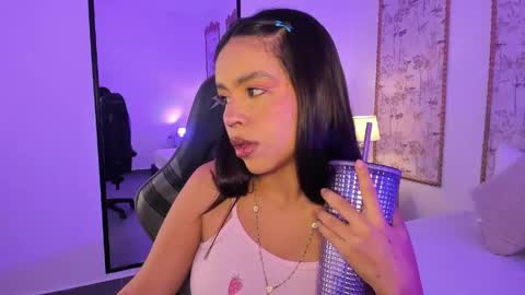 Snapshot of rubby_grundy chatting on 24, 4, 2026 R U B B Y online show from 24, 4, 2026