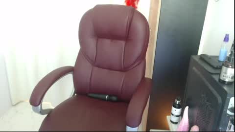 Snapshot of rubi_halliwey chatting on 27, 4, 2026 Rubi online show from 27, 4, 2026