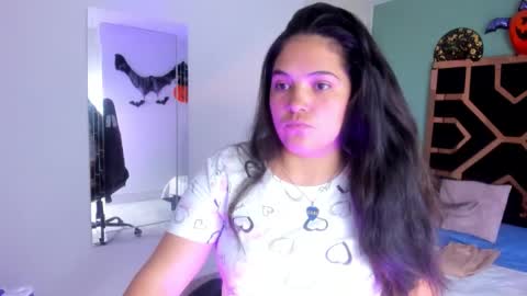 Snapshot of rubii_gomez chatting on 24, 10, 2025 rubii_gomez online show from 24, 10, 2025