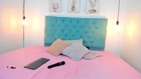 Snapshot of rubiroose chatting on 28, 12, 2024 Rubii online show from 28, 12, 2024