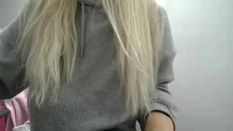 Snapshot of ruby988 chatting on 8, 10, 2025 ruby988 online show from 8, 10, 2025