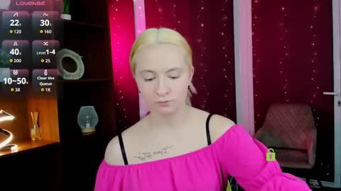 ruby frost online show from 15, 12, 2025