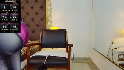 Snapshot of rubybonnet_ chatting on 2, 2, 2025 Ruby bonnet online show from 2, 2, 2025