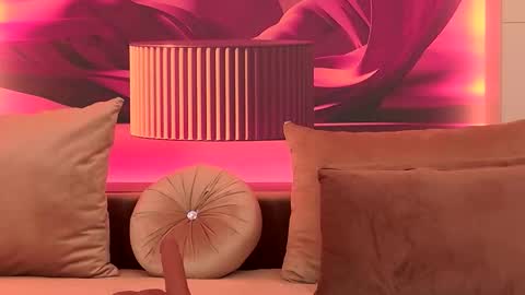 Snapshot of rubyluxee chatting on 9, 11, 2025 Ruby Luxe online show from 9, 11, 2025