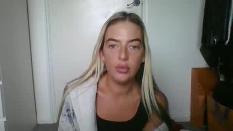 Snapshot of rubyredxxxoxxx chatting on 8, 12, 2024 rubyredxxxoxxx online show from 8, 12, 2024