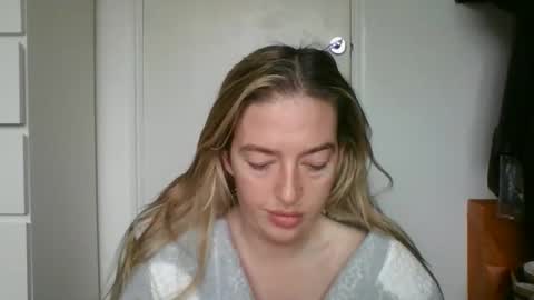 Snapshot of rubyredxxxoxxx chatting on 22, 11, 2025 rubyredxxxoxxx online show from 22, 11, 2025