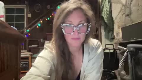 Snapshot of rubywavesback chatting on 4, 12, 2025 rubywavesback online show from 4, 12, 2025