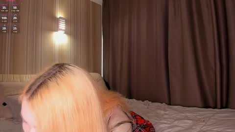 Snapshot of ruminelle chatting on 3, 5, 2026 Lilith online show from 3, 5, 2026