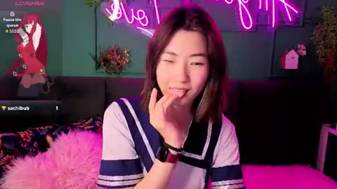 Snapshot of runi_asian chatting on 16, 6, 2026 Runi online show from 16, 6, 2026