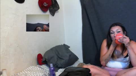 Snapshot of runituplish925 chatting on 2, 10, 2025 runituplish925 online show from 2, 10, 2025