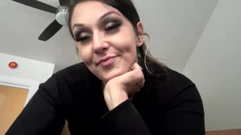 Snapshot of runituplish925 chatting on 7, 11, 2025 runituplish925 online show from 7, 11, 2025