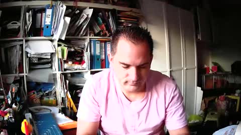 Snapshot of runner1978 chatting on 22, 12, 2025 runner1978 online show from 22, 12, 2025