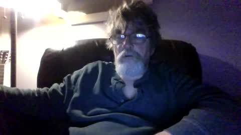 Snapshot of runningaround60 chatting on 2, 6, 2026 runningaround60 online show from 2, 6, 2026