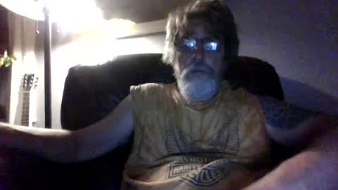 Snapshot of runningaround60 chatting on 18, 6, 2026 runningaround60 online show from 18, 6, 2026
