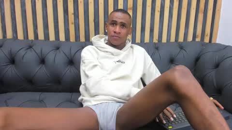 Snapshot of runnyx_09 chatting on 18, 12, 2024 Runnix online show from 18, 12, 2024