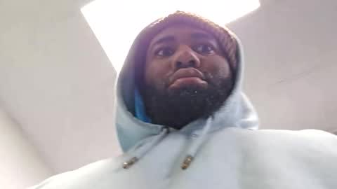 Snapshot of russell417673 chatting on 9, 11, 2025 russell417673 online show from 9, 11, 2025