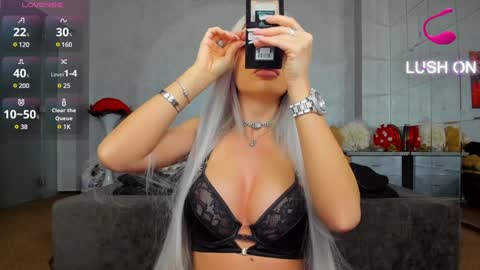 Ava online show from 3, 2, 2025