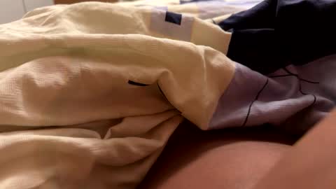 Snapshot of russsh523321 chatting on 12, 11, 2025 Russh24 online show from 12, 11, 2025