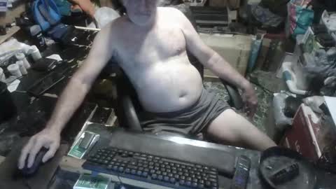 Snapshot of russtenail21 chatting on 24, 9, 2025 Russtenail21 online show from 24, 9, 2025