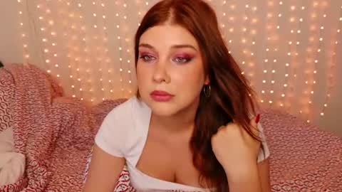 Snapshot of russypussy141 chatting on 24, 7, 2026 Alex online show from 24, 7, 2026