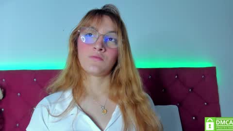 Snapshot of ruth_harvey chatting on 19, 12, 2024 Ruth online show from 19, 12, 2024