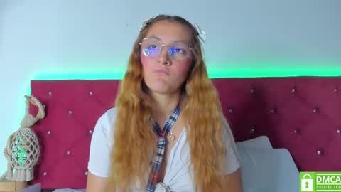 Snapshot of ruth_harvey chatting on 7, 1, 2025 Ruth online show from 7, 1, 2025