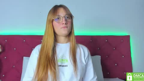 Snapshot of ruth_harvey chatting on 4, 3, 2025 Ruth online show from 4, 3, 2025