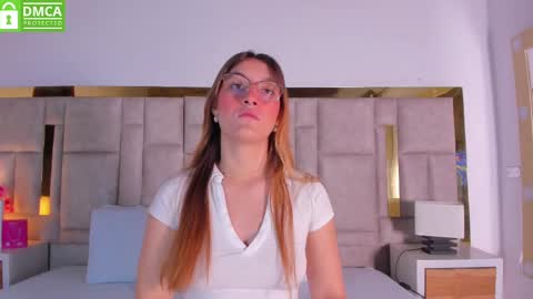 Snapshot of ruth_harvey chatting on 28, 9, 2025 Ruth online show from 28, 9, 2025