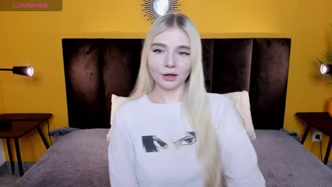 ruthbryant online show from 5, 12, 2025