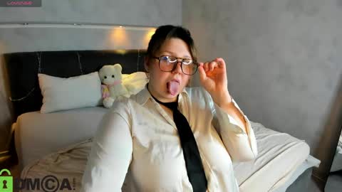 Ruth GMT2 Mon 10 AM - 4 PM Tue 10 AM - 4 PM  Thu 3-9 AM Fri 10 AM - 4 PM Sun 10 AM - 4 PM. online show from 12, 3, 2026