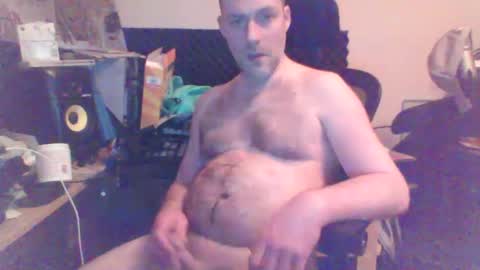 ruwatching_me online show from 5, 3, 2025