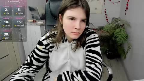 Snapshot of ruyjin_choi chatting on 11, 2, 2025 Ruyjin online show from 11, 2, 2025