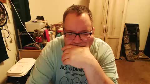 Snapshot of rwzar_0712 chatting on 2, 10, 2025 rwzar_0712 online show from 2, 10, 2025