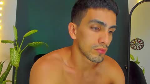 Snapshot of ryan_doyle chatting on 10, 9, 2025 Ryan independent model online show from 10, 9, 2025